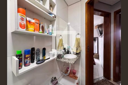 Apartamento à venda com 153m², 2 quartos e 2 vagas Apartamento à venda com 153m², 2 quartos e 2 vagasBanheiro
