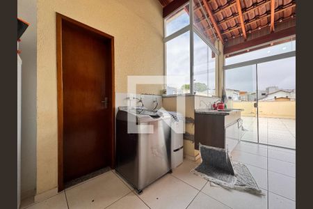 Apartamento à venda com 153m², 2 quartos e 2 vagas Apartamento à venda com 153m², 2 quartos e 2 vagasLavanderia