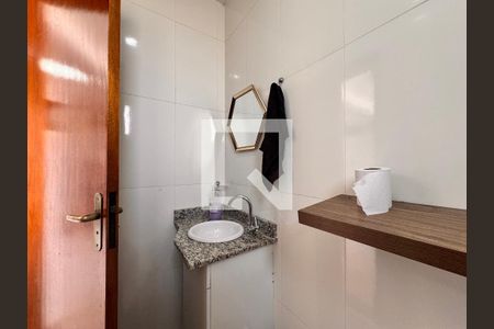 Apartamento à venda com 153m², 2 quartos e 2 vagas Apartamento à venda com 153m², 2 quartos e 2 vagasLavabo