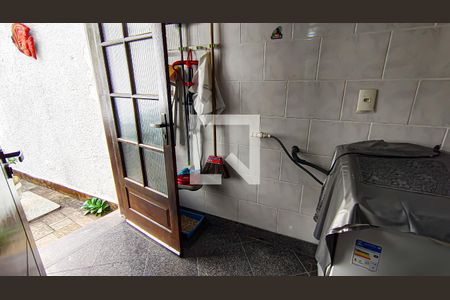 Casa à venda com 199m², 5 quartos e 1 vaga Casa à venda com 199m², 5 quartos e 1 vagaarea de serviço