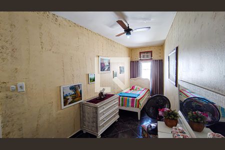 Casa à venda com 199m², 5 quartos e 1 vaga Casa à venda com 199m², 5 quartos e 1 vagaquarto 1