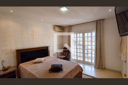 Casa à venda com 199m², 5 quartos e 1 vaga Casa à venda com 199m², 5 quartos e 1 vagaquarto 5 suite