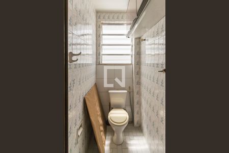 Apartamento à venda com 98m², 3 quartos e 1 vaga Apartamento à venda com 98m², 3 quartos e 1 vagaBanheiro de Serviço