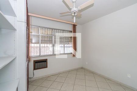 Apartamento à venda com 98m², 3 quartos e 1 vaga Apartamento à venda com 98m², 3 quartos e 1 vagaQuarto 2