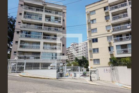 Apartamento para alugar com 169m², 2 quartos e 2 vagas Apartamento para alugar com 169m², 2 quartos e 2 vagasFachada