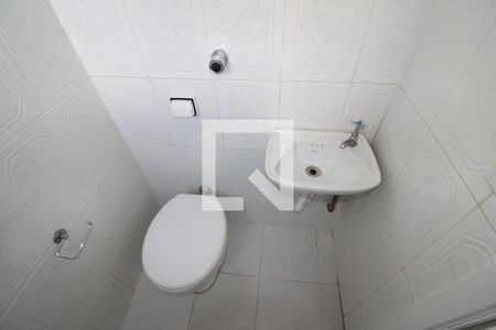 Apartamento à venda com 95m², 3 quartos e 1 vagaÁrea de Serviço - Banheiro