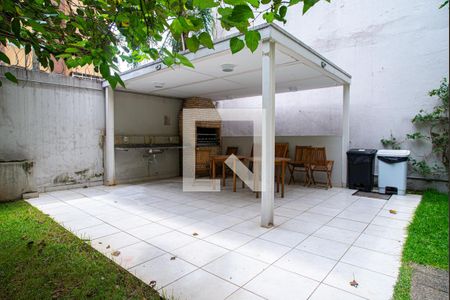 Apartamento à venda com 40m², 1 quarto e 1 vaga Apartamento à venda com 40m², 1 quarto e 1 vagaÁrea comum - Churrasqueira