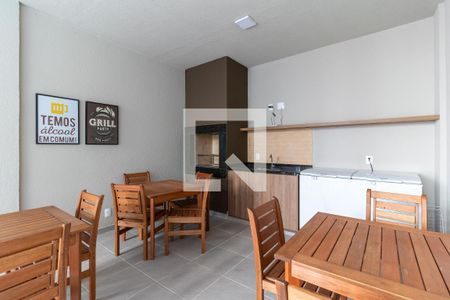 Apartamento para alugar com 35m², 2 quartos e sem vagaÁrea comum - Churrasqueira