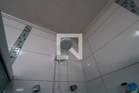 Casa de condomínio à venda com 132m², 2 quartos e 2 vagasBanheiro da Suíte - Chuveiro