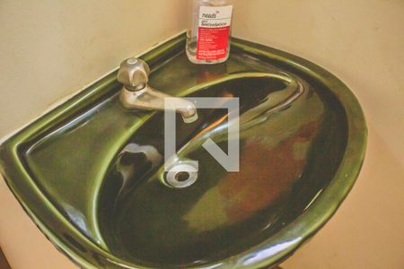 Casa de condomínio à venda com 293m², 5 quartos e 4 vagas Casa de condomínio à venda com 293m², 5 quartos e 4 vagasBanheiro 4