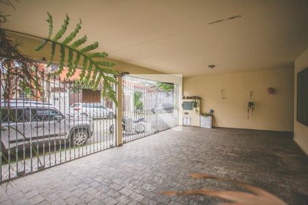 Casa de condomínio à venda com 293m², 5 quartos e 4 vagas Casa de condomínio à venda com 293m², 5 quartos e 4 vagasGaragem