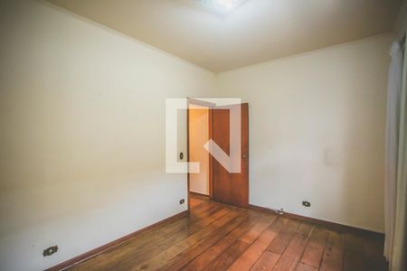 Casa de condomínio à venda com 293m², 5 quartos e 4 vagas Casa de condomínio à venda com 293m², 5 quartos e 4 vagasEscritório