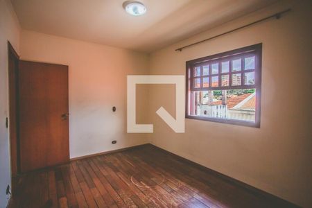 Casa de condomínio à venda com 293m², 5 quartos e 4 vagas Casa de condomínio à venda com 293m², 5 quartos e 4 vagasQuarto 3