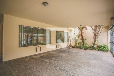 Casa de condomínio à venda com 293m², 5 quartos e 4 vagas Casa de condomínio à venda com 293m², 5 quartos e 4 vagasGaragem