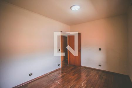 Casa de condomínio à venda com 293m², 5 quartos e 4 vagas Casa de condomínio à venda com 293m², 5 quartos e 4 vagasQuarto 3