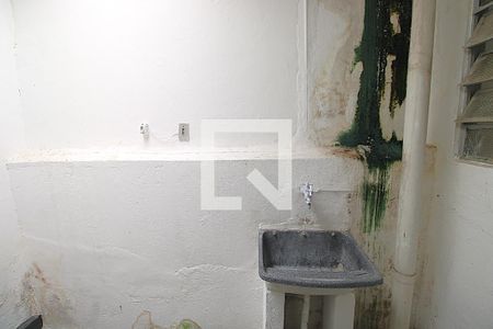 Casa para alugar com 50m², 1 quarto e sem vagaÁrea de Serviço