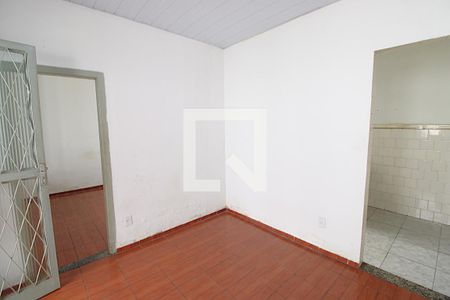 Sala de casa para alugar com 1 quarto, 50m² em Osvaldo Cruz, Rio de Janeiro