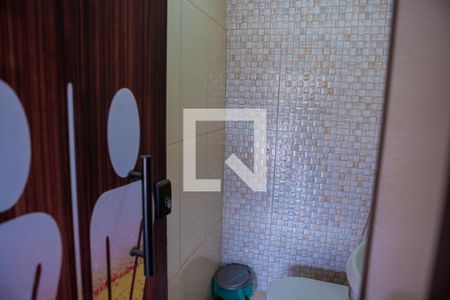 Casa à venda com 140m², 3 quartos e 2 vagasBanheiro Área externa 