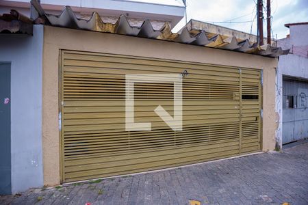 Casa à venda com 140m², 3 quartos e 2 vagasFachada