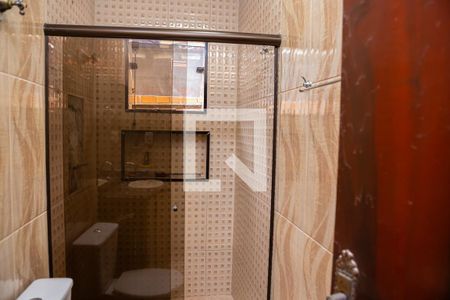 Casa à venda com 140m², 3 quartos e 2 vagasBanheiro