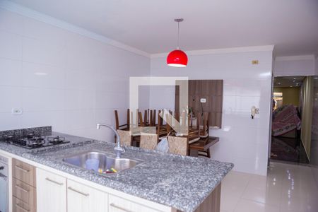 Casa à venda com 140m², 3 quartos e 2 vagasCozinha