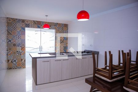 Casa à venda com 140m², 3 quartos e 2 vagasCozinha
