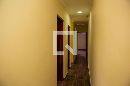 Casa à venda com 140m², 3 quartos e 2 vagasCorredor