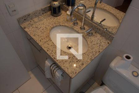 Apartamento à venda com 137m², 3 quartos e 3 vagasBANHEIRO SUITE 2