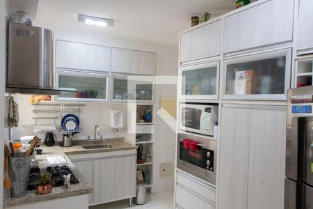Apartamento à venda com 137m², 3 quartos e 3 vagasCOZINHA