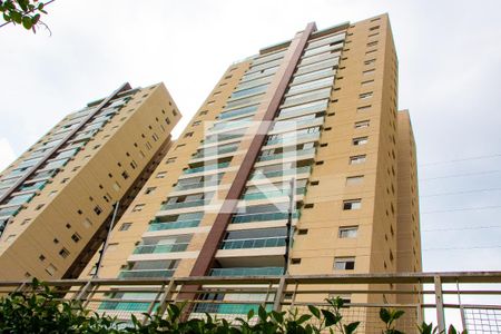 Apartamento à venda com 137m², 3 quartos e 3 vagasFACHADA