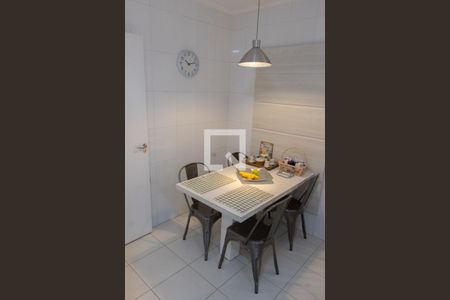 Apartamento à venda com 137m², 3 quartos e 3 vagasCOZINHA