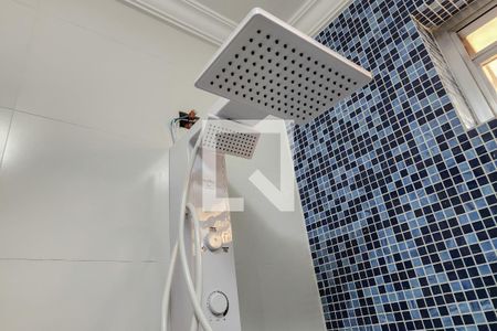 Casa à venda com 305m², 4 quartos e 3 vagasBanheiro Social 