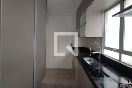 Apartamento à venda com 78m², 2 quartos e 1 vagaCozinha 