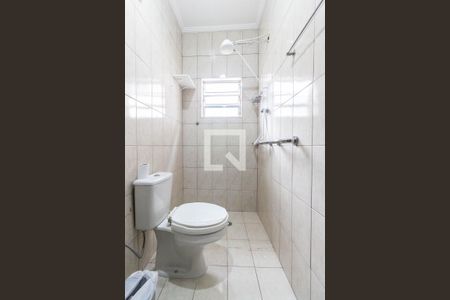 Casa à venda com 200m², 6 quartos e 1 vaga Casa à venda com 200m², 6 quartos e 1 vagaBanheiro