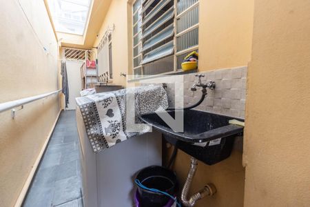 Casa à venda com 200m², 6 quartos e 1 vaga Casa à venda com 200m², 6 quartos e 1 vagaÁrea de serviço 2