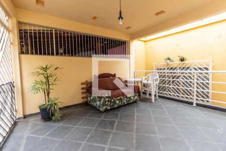 Casa à venda com 200m², 6 quartos e 1 vaga Casa à venda com 200m², 6 quartos e 1 vagaGaragem