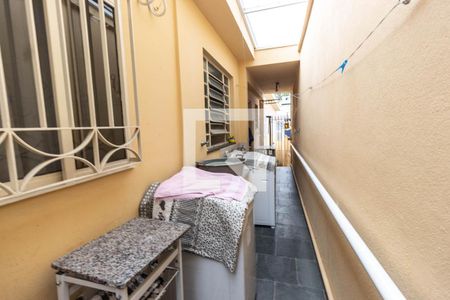 Casa à venda com 200m², 6 quartos e 1 vaga Casa à venda com 200m², 6 quartos e 1 vagaÁrea de serviço 2