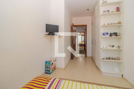 Casa de condomínio à venda com 217m², 3 quartos e 2 vagas Casa de condomínio à venda com 217m², 3 quartos e 2 vagasQuarto 2