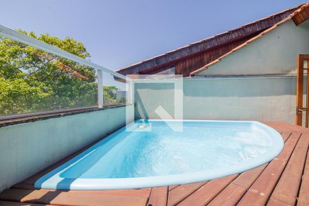 Casa de condomínio à venda com 217m², 3 quartos e 2 vagas Casa de condomínio à venda com 217m², 3 quartos e 2 vagasCobertura