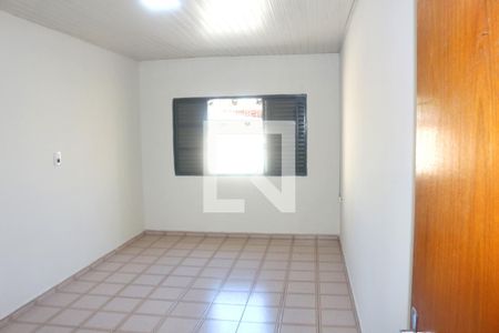 Quarto 1 de casa para alugar com 2 quartos, 150m² em Santa Maria, Santo André