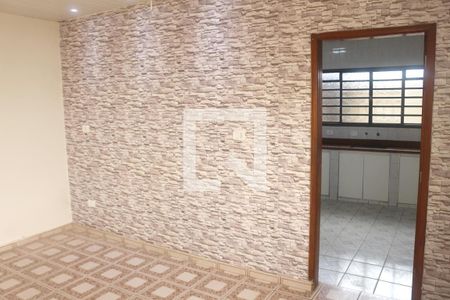 Sala de casa para alugar com 2 quartos, 150m² em Santa Maria, Santo André