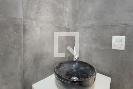 Apartamento para alugar com 57m², 2 quartos e 1 vaga Apartamento para alugar com 57m², 2 quartos e 1 vagaBanheiro