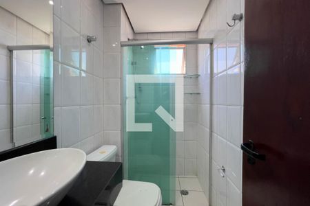 Banheiro do quarto 1 de apartamento para alugar com 3 quartos, 76m² em Chácara Inglesa, São Paulo