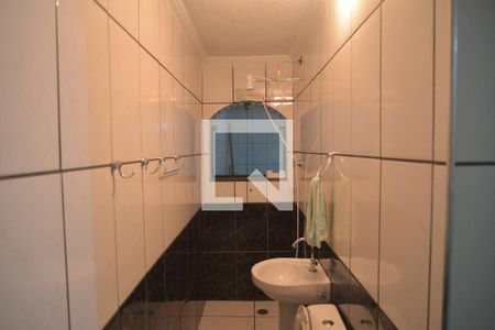 Casa para alugar com 240m², 4 quartos e 2 vagas Edícula Banheiro Social