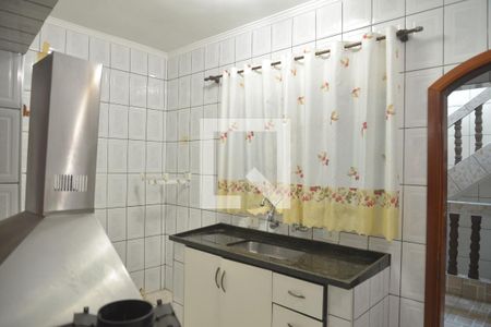 Casa para alugar com 240m², 4 quartos e 2 vagasCozinha