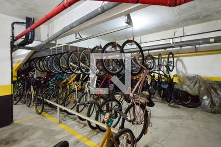 Apartamento para alugar com 71m², 2 quartos e 1 vaga Apartamento para alugar com 71m², 2 quartos e 1 vagaGaragem