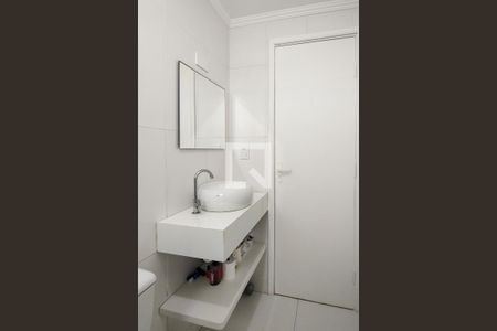 Apartamento para alugar com 71m², 2 quartos e 1 vaga Apartamento para alugar com 71m², 2 quartos e 1 vagaBanheiro