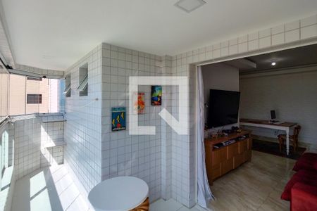 Apartamento para alugar com 71m², 2 quartos e 1 vaga Apartamento para alugar com 71m², 2 quartos e 1 vagaSacada