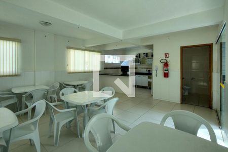 Apartamento para alugar com 71m², 2 quartos e 1 vaga Apartamento para alugar com 71m², 2 quartos e 1 vagaÁrea comum - Salão de festas