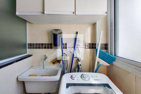 Apartamento para alugar com 71m², 2 quartos e 1 vaga Apartamento para alugar com 71m², 2 quartos e 1 vagaÁrea de Serviço